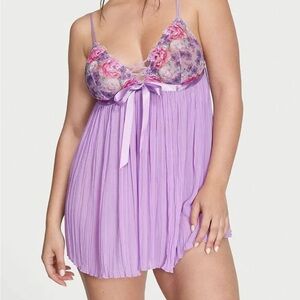 💜 RARE Victoria's Secret Very Sexy Floral Embroidery Pleated Babydoll, XS 💜